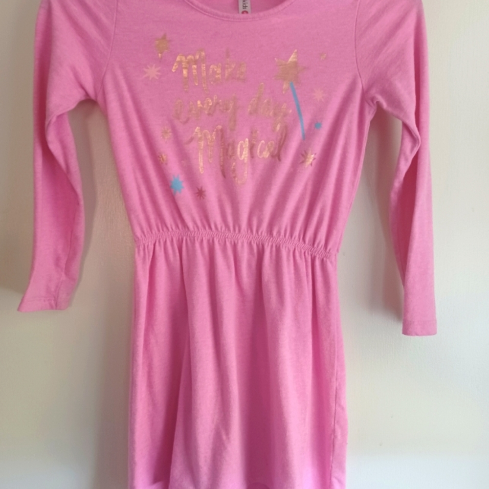 FabKids - Girls Pink Long Sleeve Dress - "More Everyday Magic" - Size Small 6/7